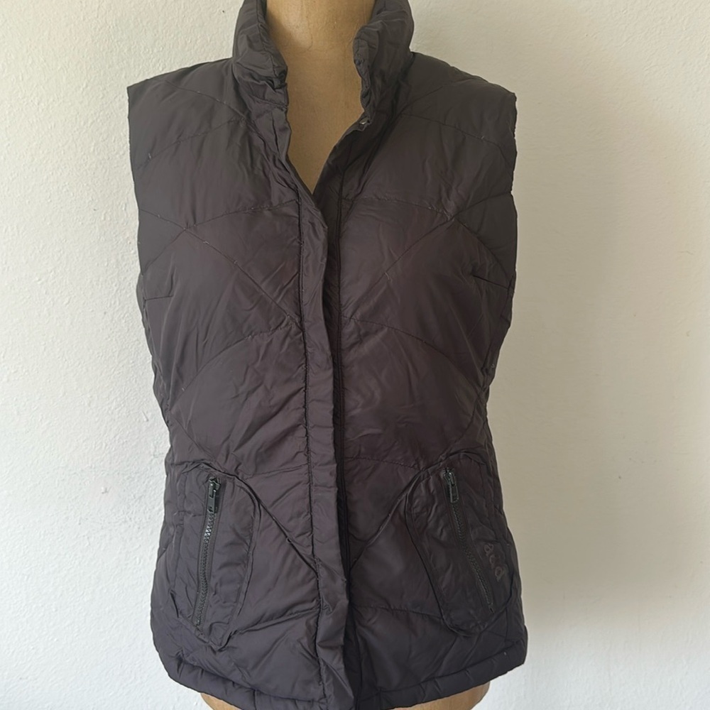 Add Down 8 brown snap front goose down zip pocket vest good pre owned condition
